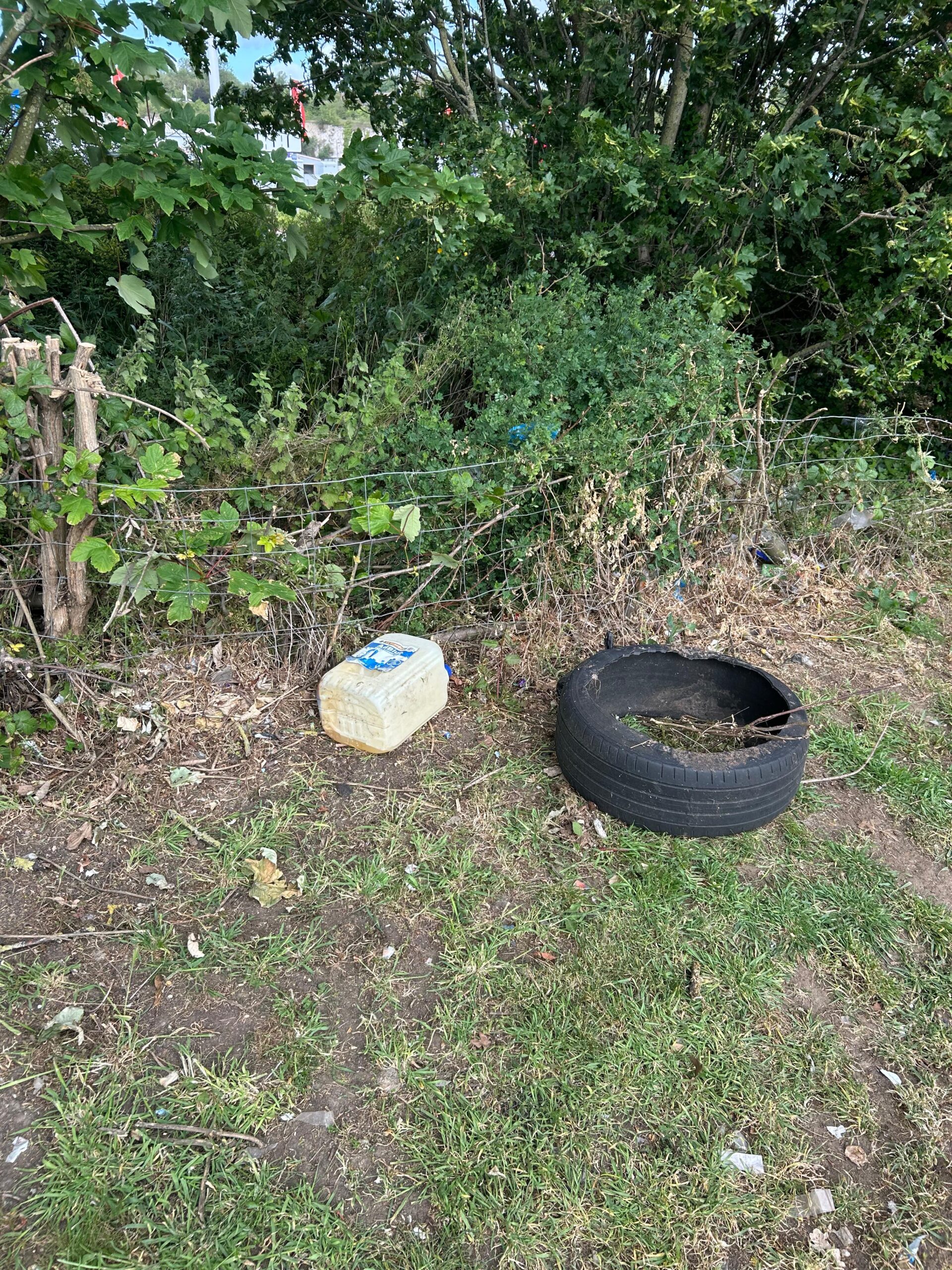 Commercial Site Clearance for Shell Forecourt Refurbishment – Medway City Estate