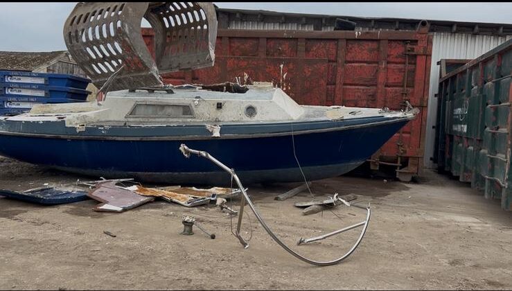 End-of-Life Boat Removal & Recycling